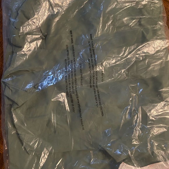 NEW!!! XL Ladies Woods Somervell Rain Jacket - Picture 9 of 14